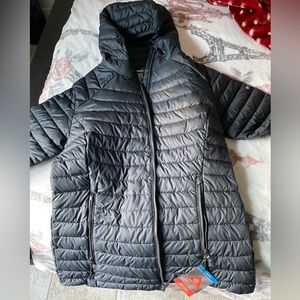 Columbia Insulated Hooded Jacket. Black. Perfect condition never worn.